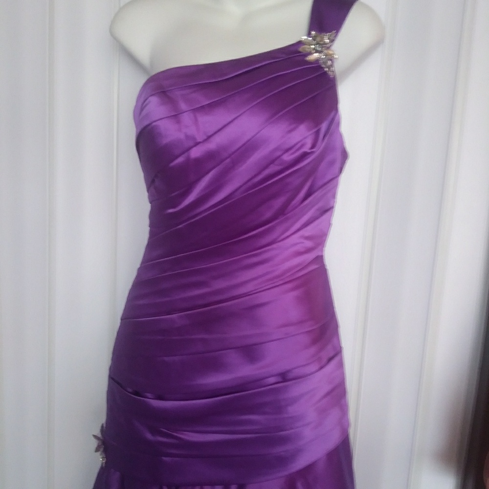 Prom formal dress